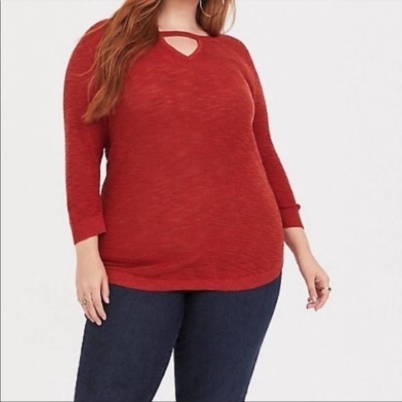 Torrid Keyhole Tunic Red Orchid - Picture 1 of 8